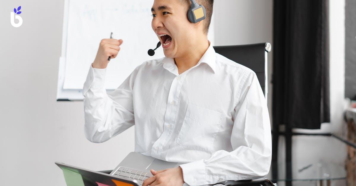 WHAT IS HR SALES CONSULTANT?