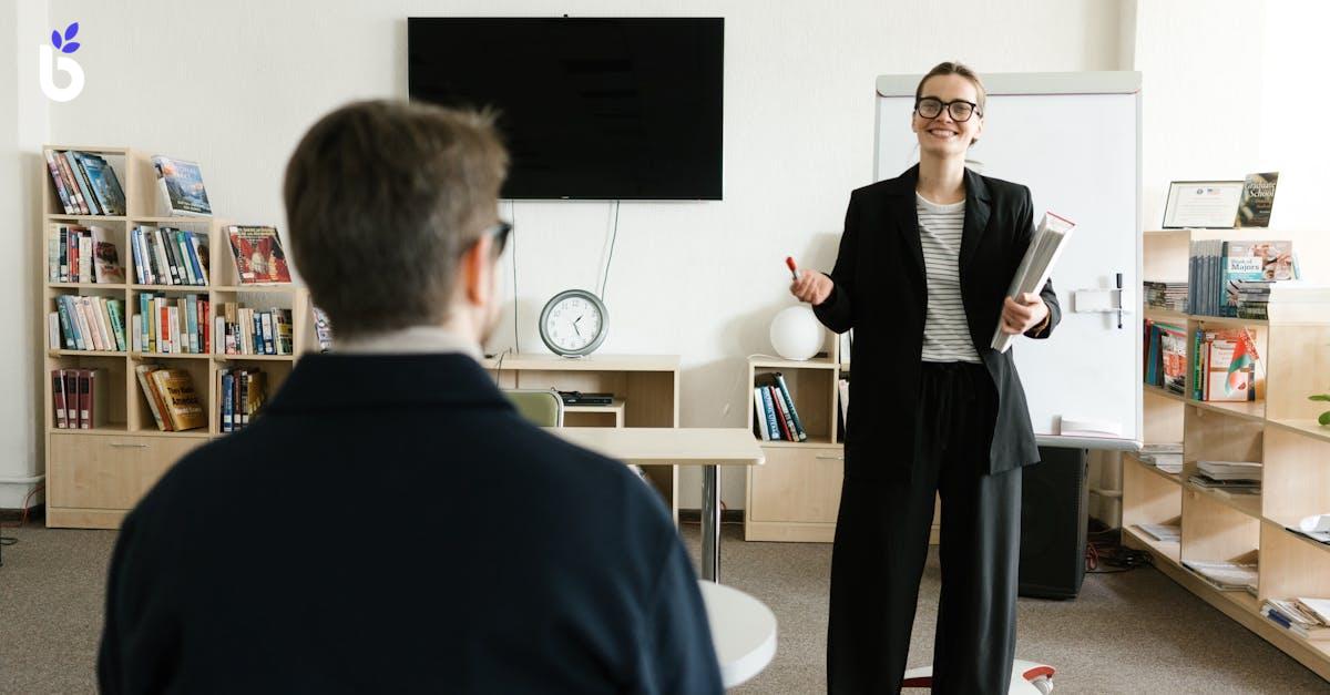 WHAT IS A HUMAN RESOURCE MANAGEMENT?