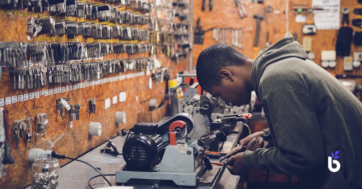 MECHANICAL HELPER JOB DESCRIPTION - BIZCRM APP